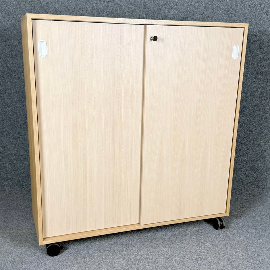 Skjutdörrskåp, 1180x415x1255 mm