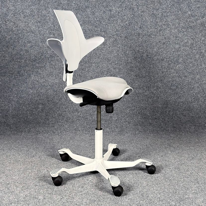 Sadelstol Capisco Puls 8020