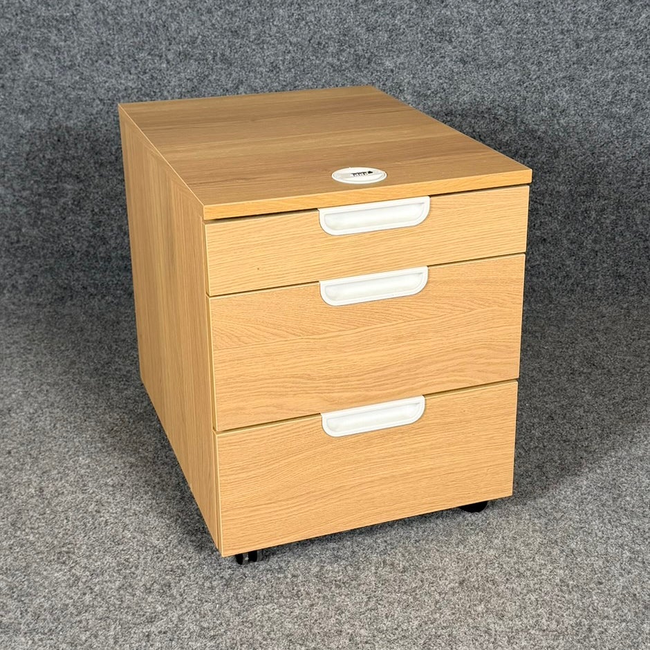 Hurts IKEA med kodlås, ek