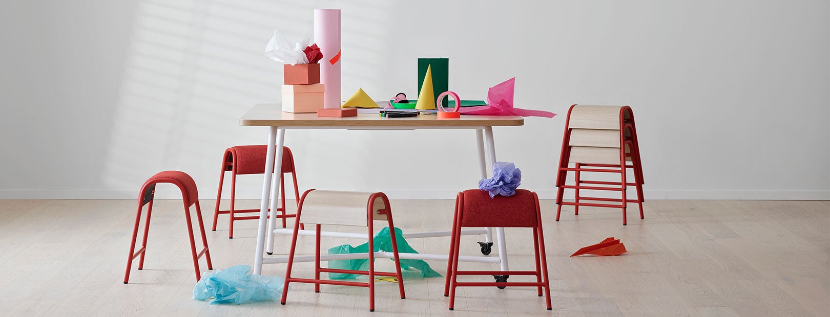 fullWidthBannerBlock.imageAltText