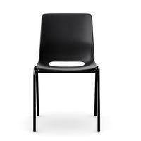 Staplingsbar stol Ana, helt  Svart Polypropylen. Grå 4-bensstativ, B495xD515 mm, sitthöjd 430 mm. Filtfot