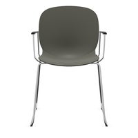 Staplingsbar stol Noor med armstöd, benstativ ljusgrå medar, helt sittskal av mörkgrå PP, filttassar och kopplingsbeslag