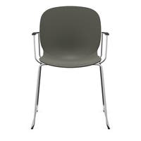 Staplingsbar stol Noor med armstöd, benstativ ljusgrå medar, helt sittskal av mörkgrå PP, filttassar och kopplingsbeslag