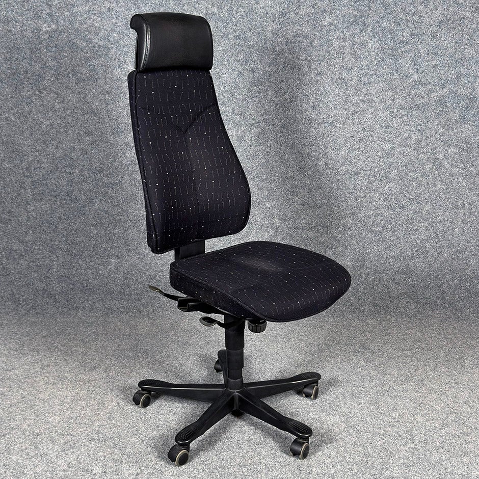 Kontorsstol Kinnarps 8000, svart