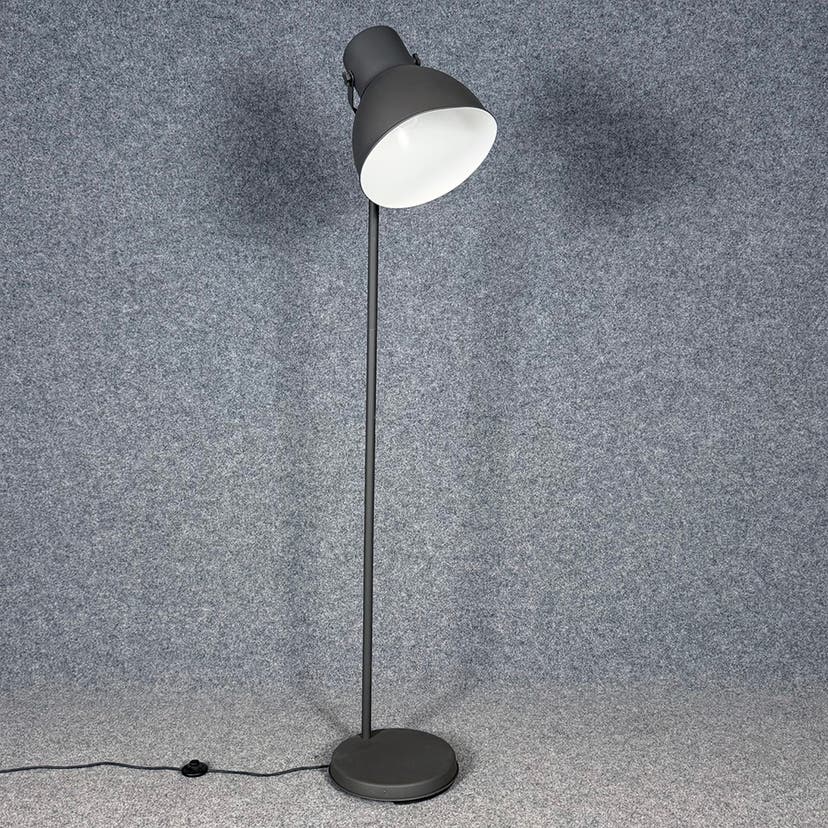 Golvlampa IKEA Hektar